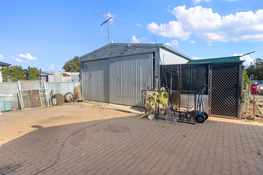 30 Sandpiper Drive, Thompson Beach, SA, 5501 - Image 2