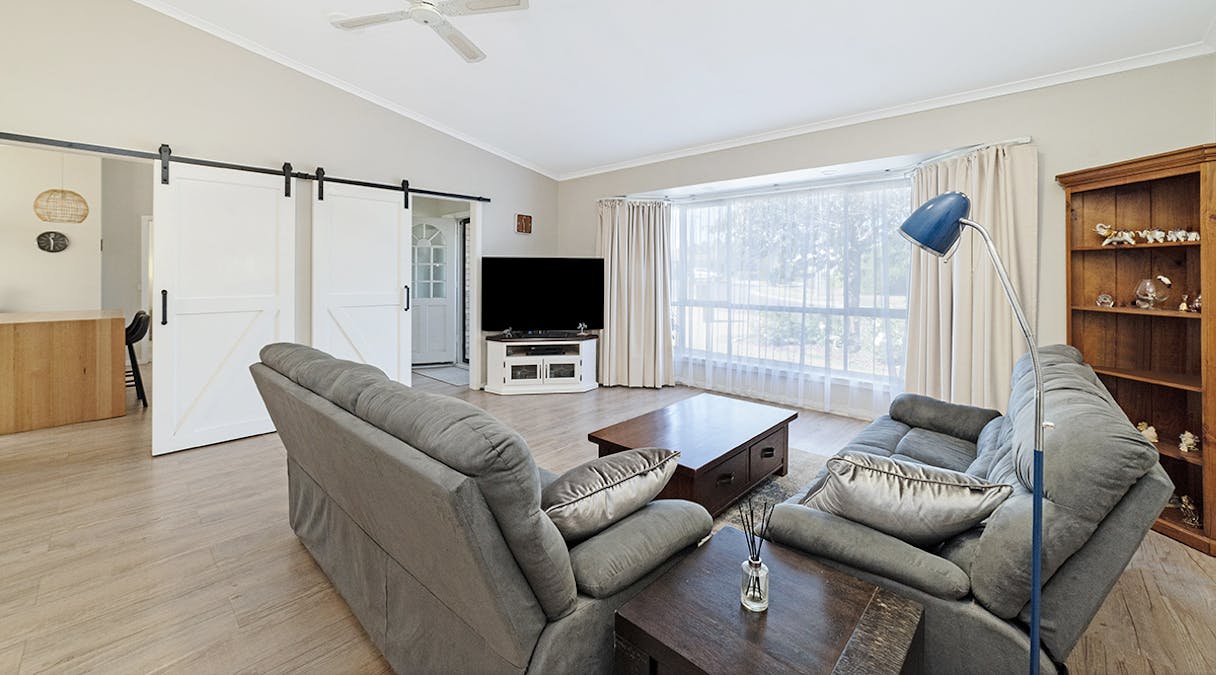 5 Mason Court, Hamilton, VIC, 3300 - Image 5