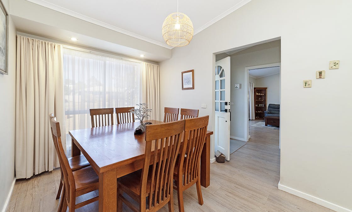 5 Mason Court, Hamilton, VIC, 3300 - Image 4