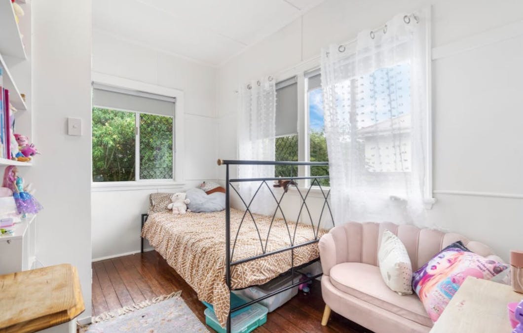 22 Phillip Street, One Mile, QLD, 4305 - Image 6
