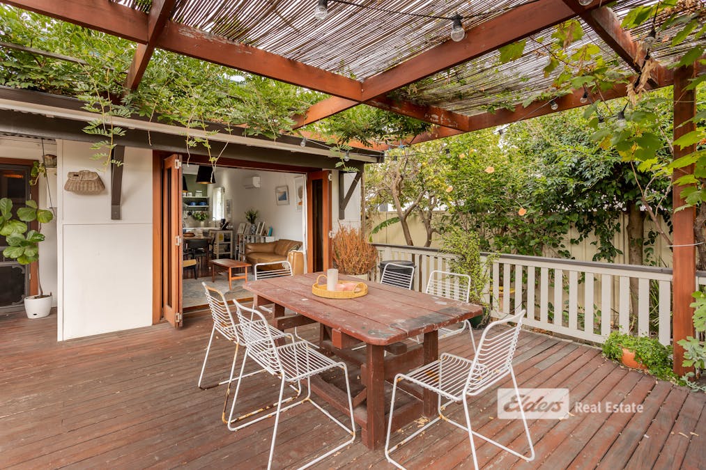 27 Thomas Street, Bunbury, WA, 6230 - Image 6