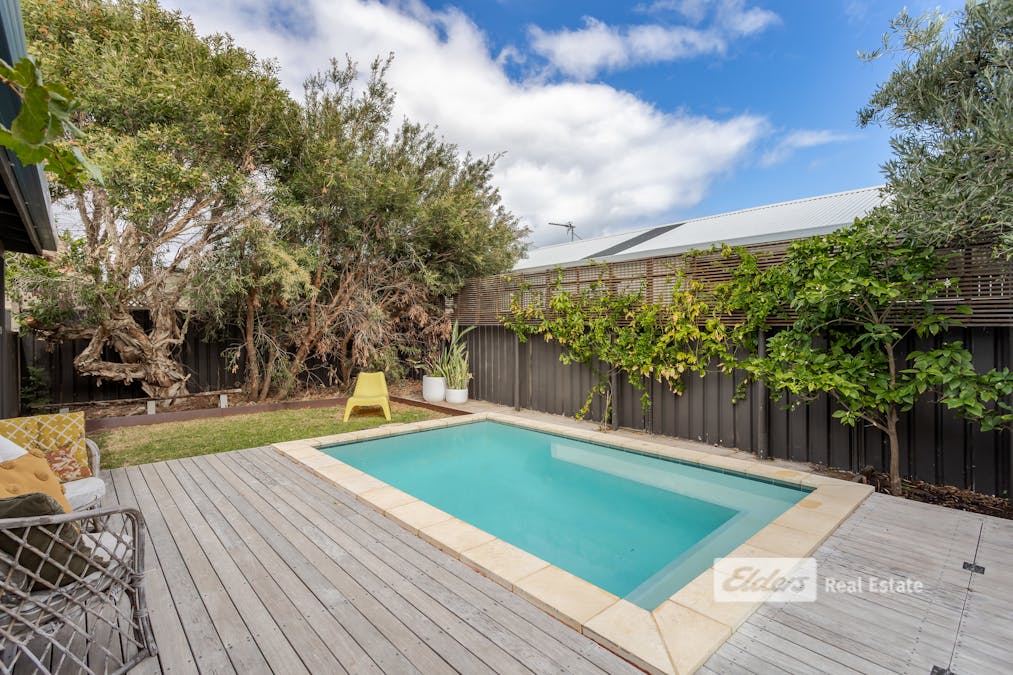 27 Thomas Street, Bunbury, WA, 6230 - Image 21