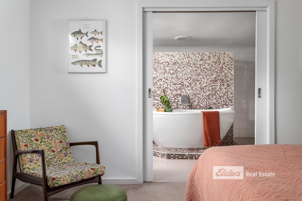 27 Thomas Street, Bunbury, WA, 6230 - Image 16