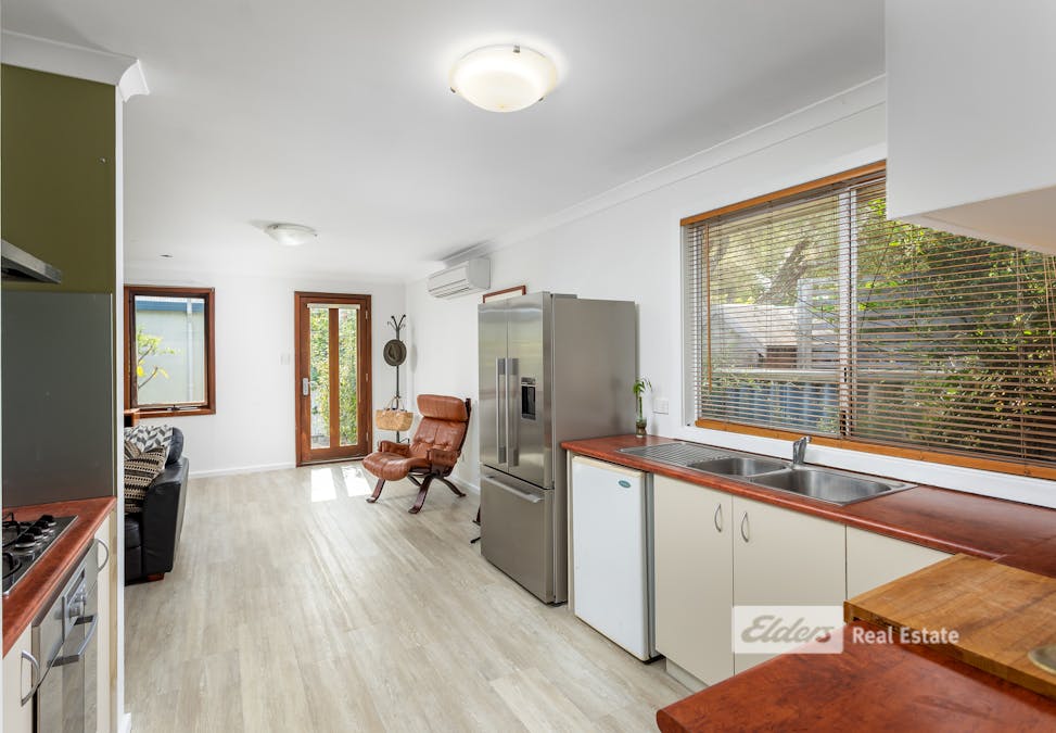 27 Thomas Street, Bunbury, WA, 6230 - Image 25