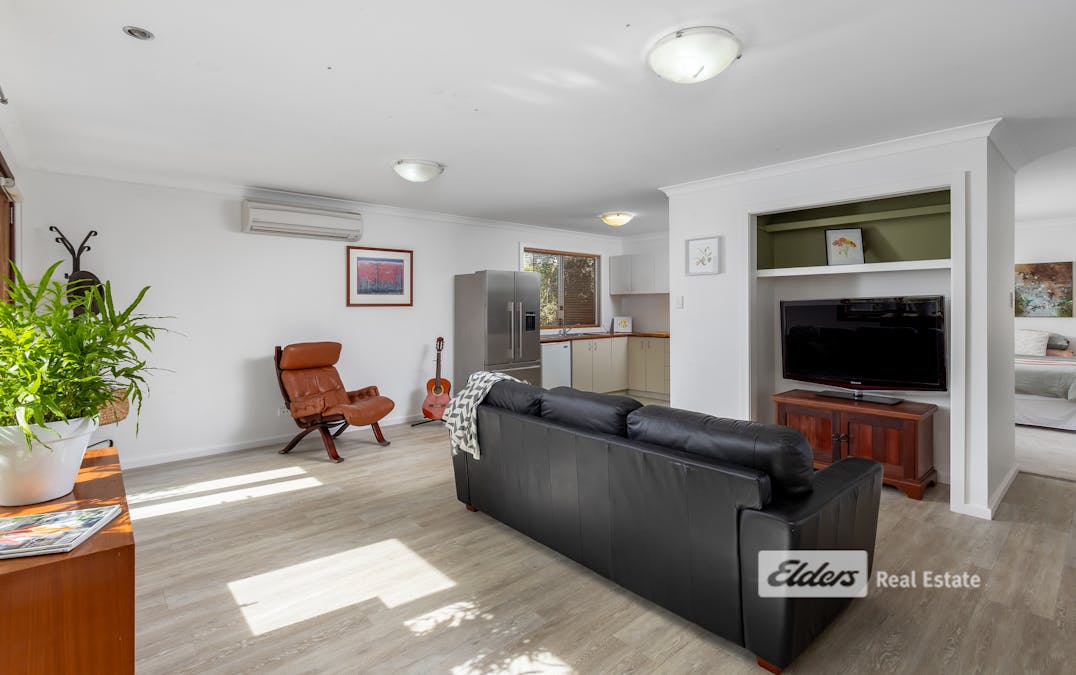 27 Thomas Street, Bunbury, WA, 6230 - Image 28