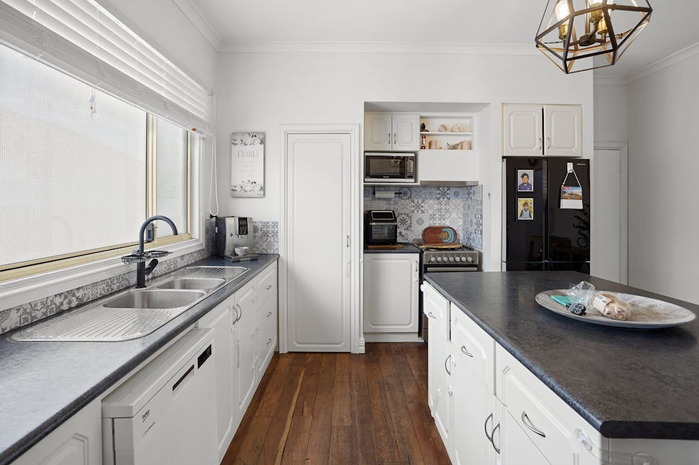39 Winton Street, Carey Park, WA, 6230 - Image 10