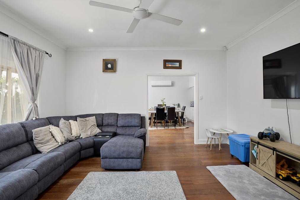 39 Winton Street, Carey Park, WA, 6230 - Image 16