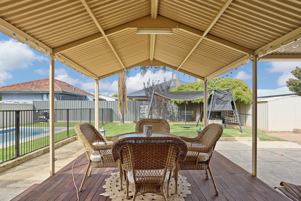 39 Winton Street, Carey Park, WA, 6230 - Image 3