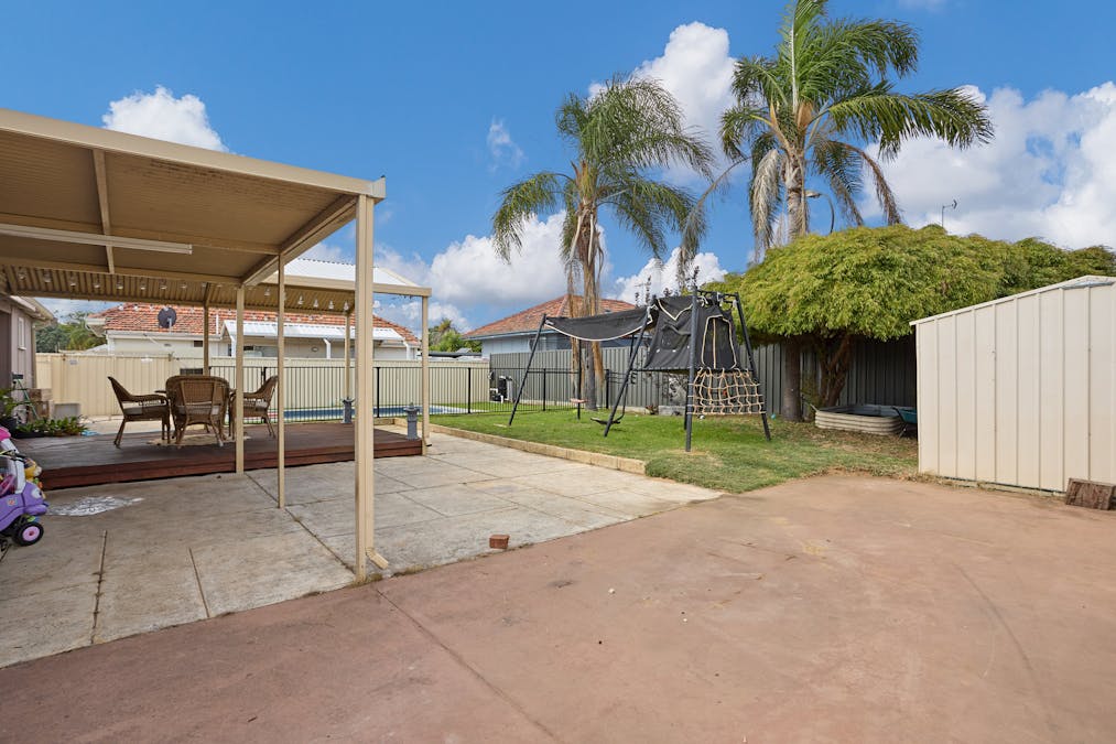 39 Winton Street, Carey Park, WA, 6230 - Image 23