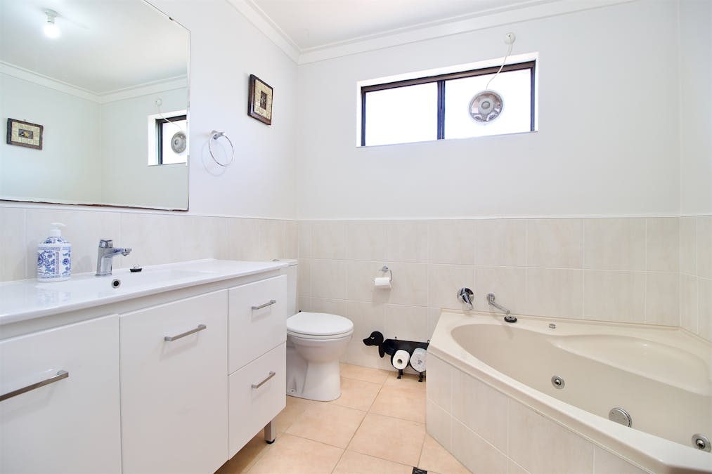 23 Edgewater Road, Safety Bay, WA, 6169 - Image 18