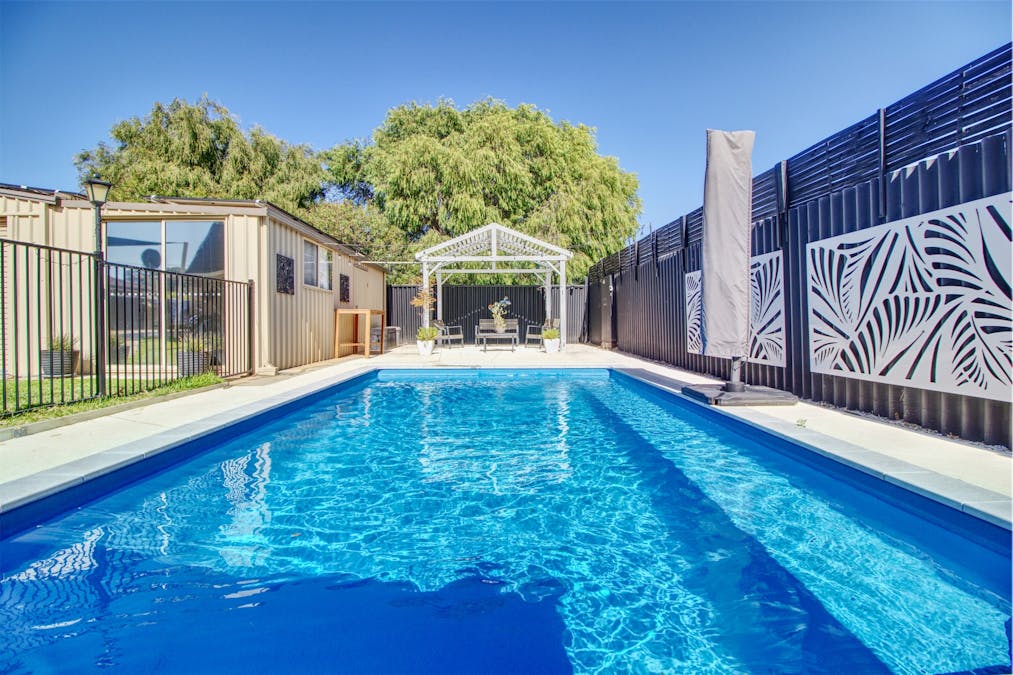 23 Edgewater Road, Safety Bay, WA, 6169 - Image 31