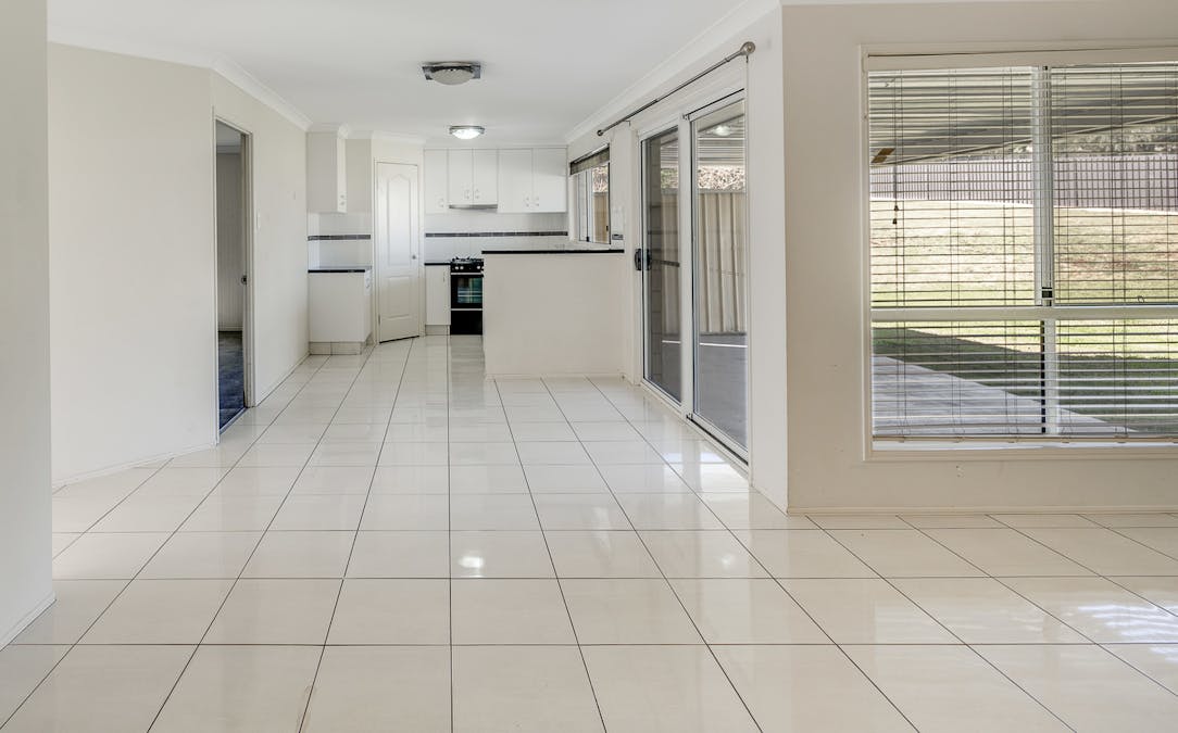 40 Catherine Crescent, Kingsthorpe, QLD, 4400 - Image 16