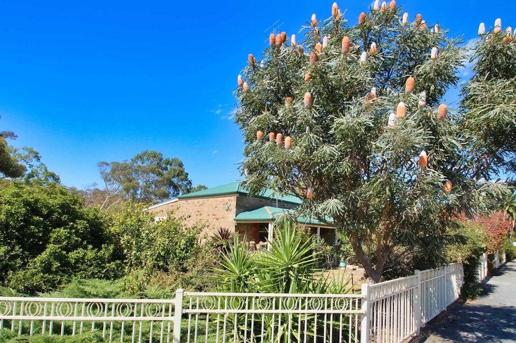 15 Jonathon Street, Clare, SA, 5453 - Image 1