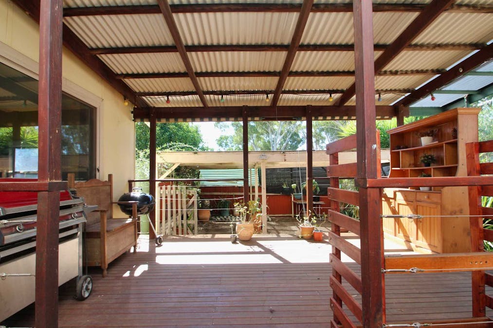 15 Jonathon Street, Clare, SA, 5453 - Image 21
