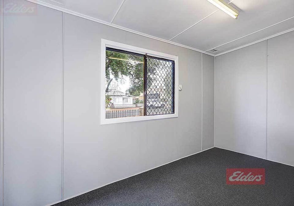 30 Grant Street, Narrogin, WA, 6312 - Image 14