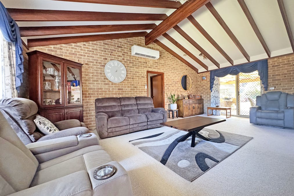 11 Ingleton Place, West Beach, WA, 6450 - Image 3