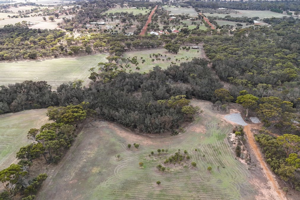 4/Great Southern Highway, Woodanilling, WA, 6316 - Image 2