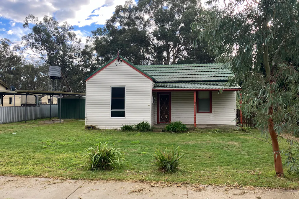 80 Wallace Street, Apsley, VIC, 3319 - Image 2