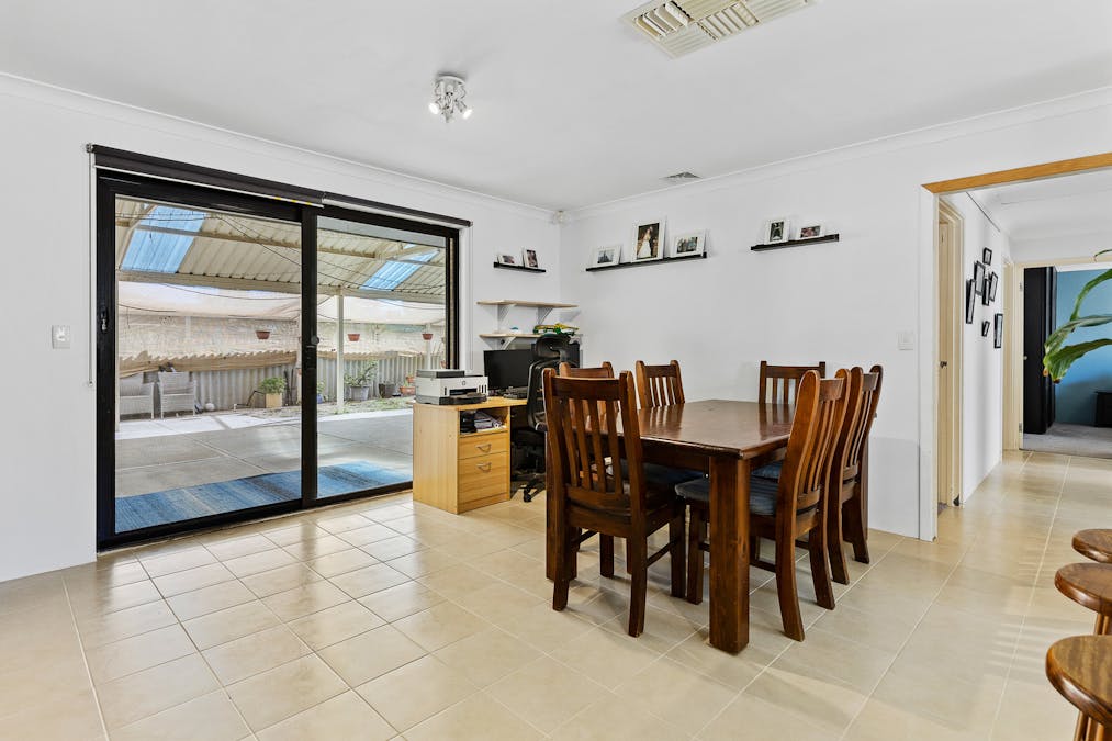 53 Cambridge Crescent, Cooloongup, WA, 6168 - Image 6
