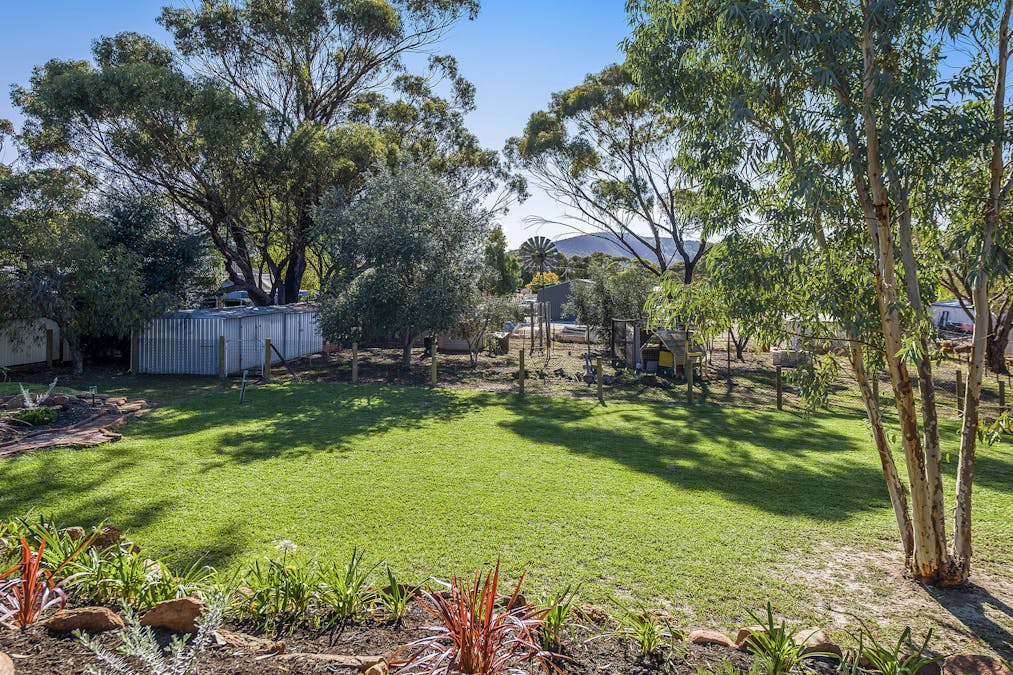 14 Maud Street, York, WA, 6302 - Image 28