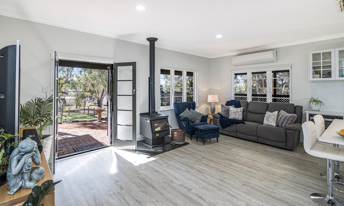 14 Maud Street, York, WA, 6302 - Image 15
