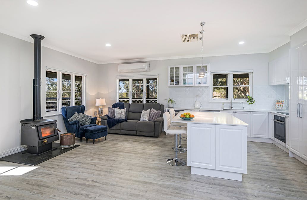 14 Maud Street, York, WA, 6302 - Image 14