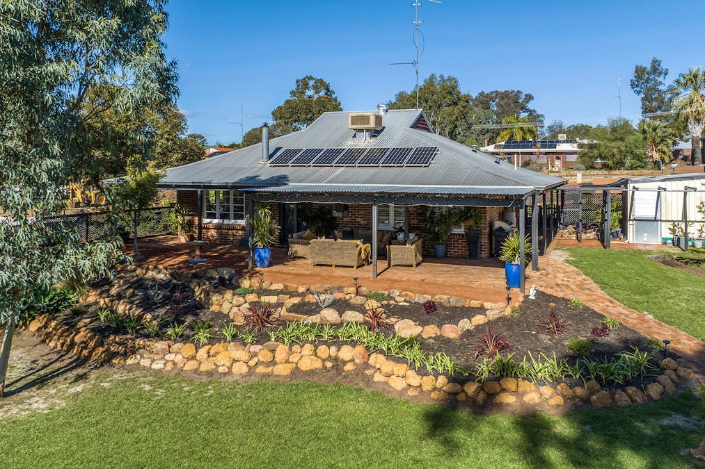14 Maud Street, York, WA, 6302 - Image 34