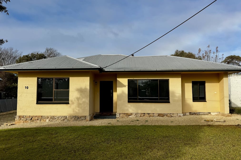 10 Ash Grove, Lucindale, SA, 5272 - Image 1