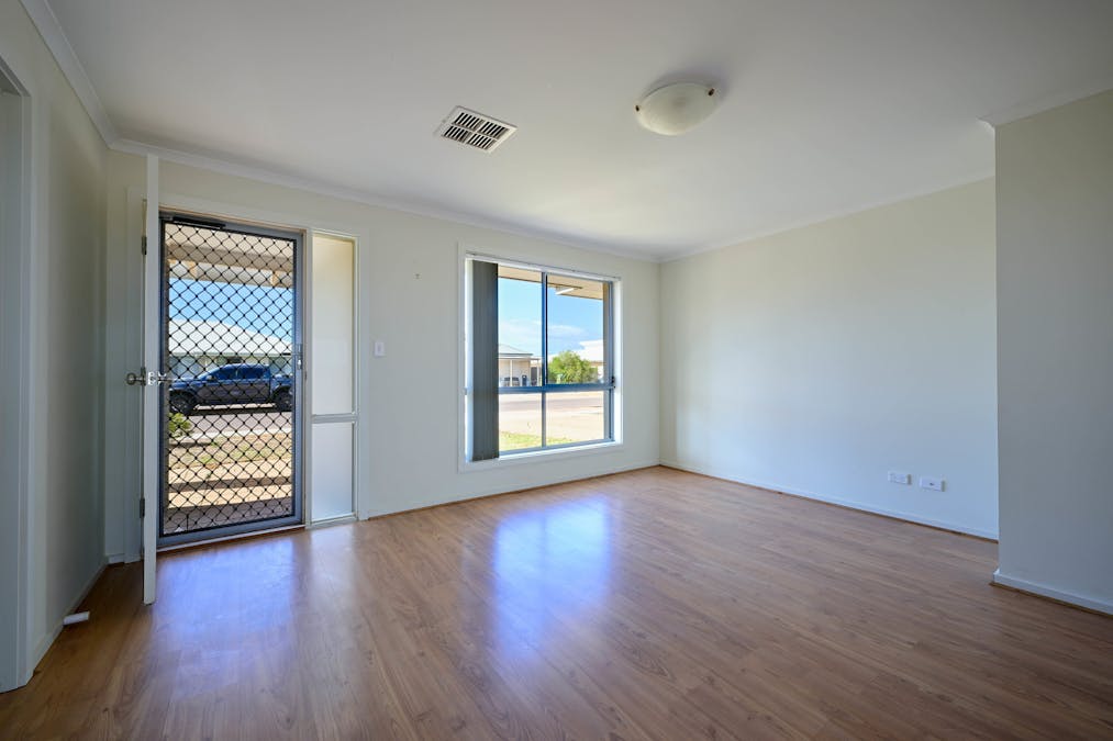 73 Custance Avenue, Whyalla Jenkins, SA, 5609 - Image 3