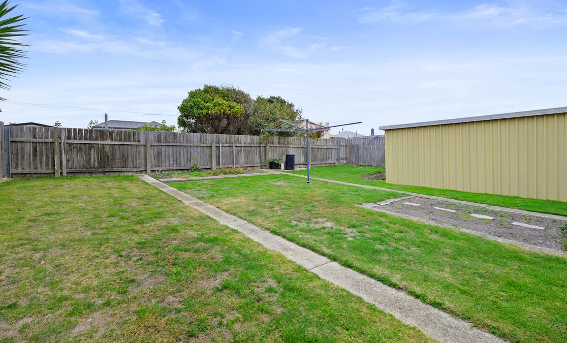 4 Osborne Street, Cooee, TAS, 7320 - Image 16