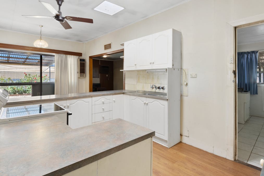 10 Cambridge Street, Jamestown, SA, 5491 - Image 7