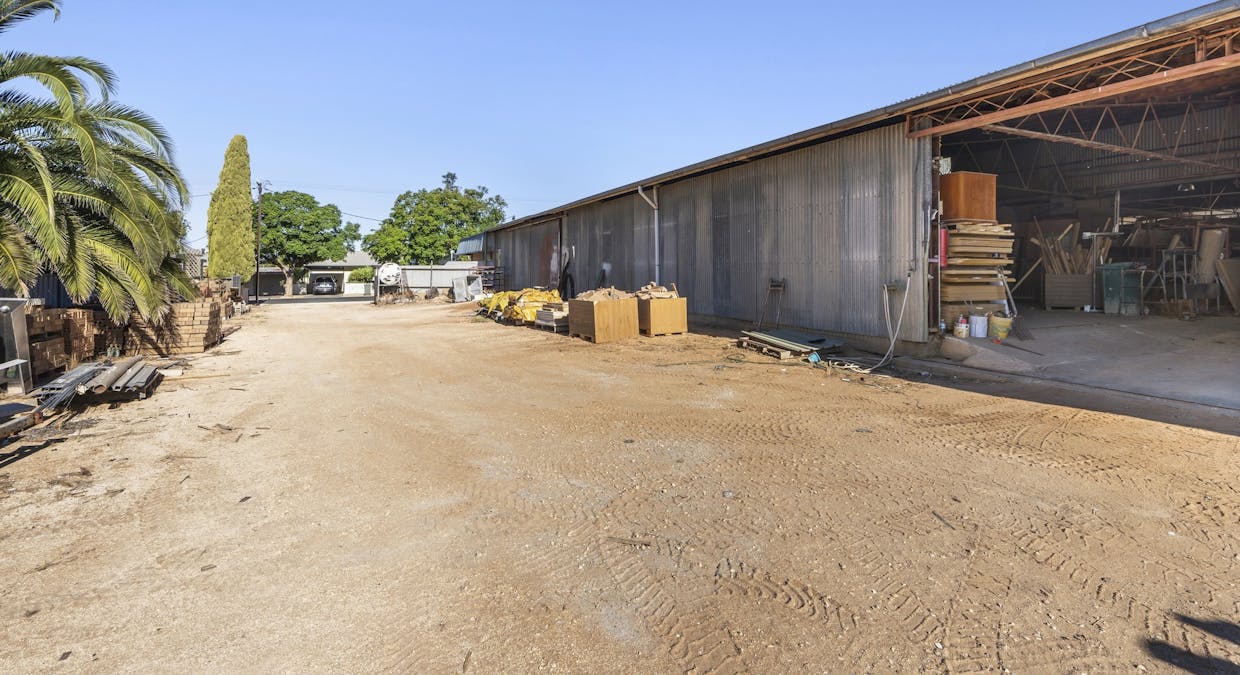 20-22 Wodonga Avenue, Loxton, SA, 5333 - Image 9