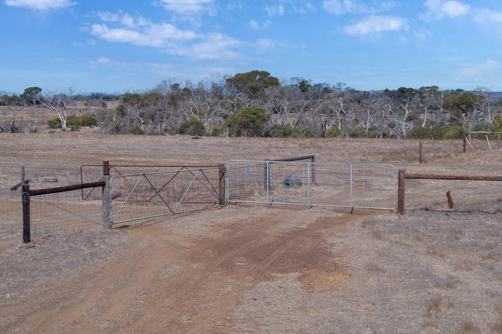 1233 Gum Creek Road, Menzies, SA, 5223 - Image 30