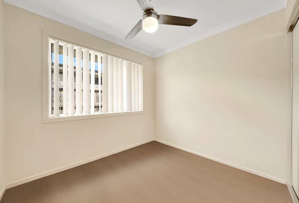 8 Seagull Boulevard, Kirkwood, QLD, 4680 - Image 9