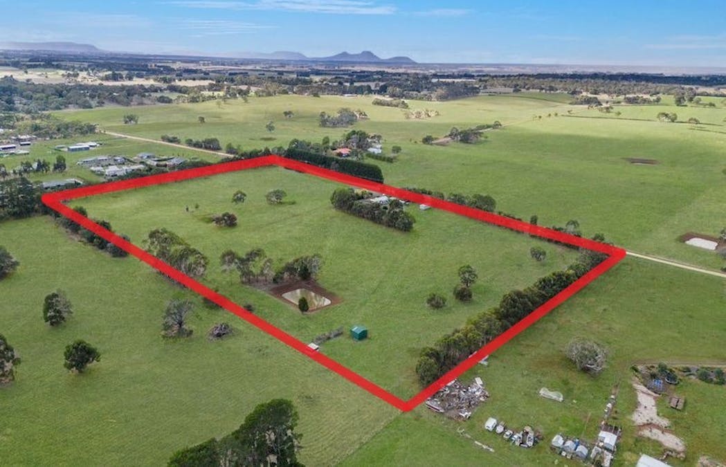 100 Kurtzes Road, Hamilton, VIC, 3300 - Image 2