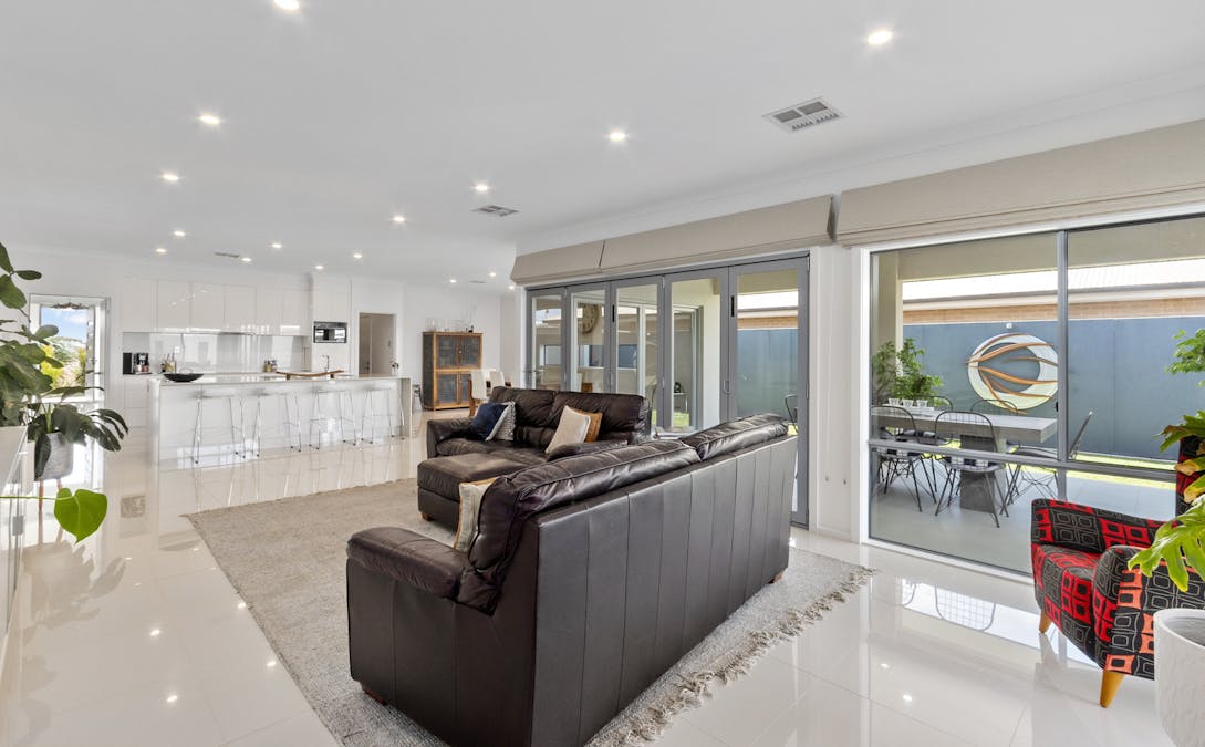 22 J S McEwin Terrace, Blyth, SA, 5462 - Image 9