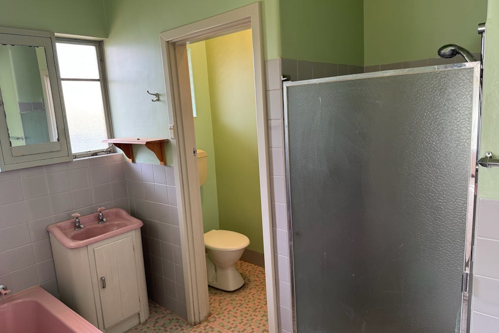 25 MacDonald Street, Quairading, WA, 6383 - Image 33