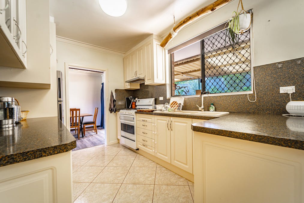 55 Christmas Avenue, Orelia, WA, 6167 - Image 11