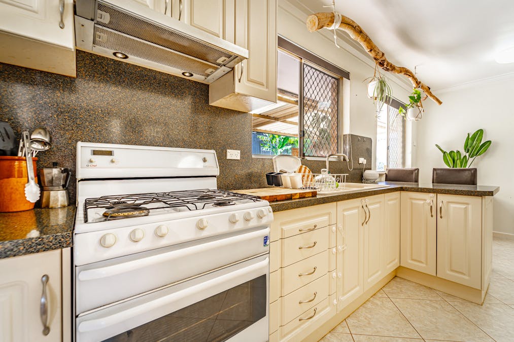 55 Christmas Avenue, Orelia, WA, 6167 - Image 12