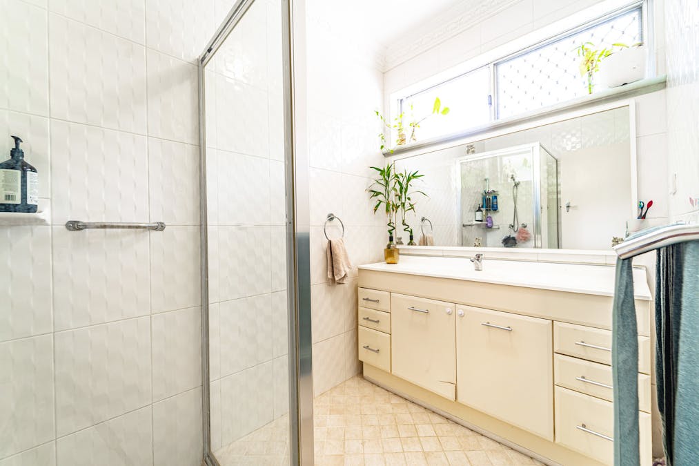 55 Christmas Avenue, Orelia, WA, 6167 - Image 18