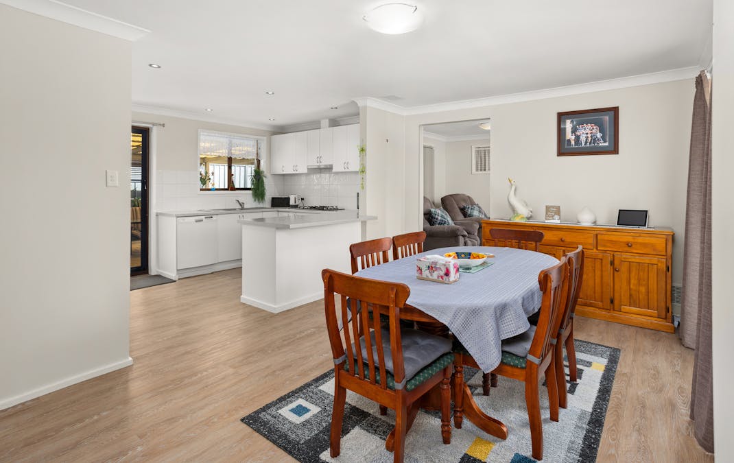 17 Mayne Way, Australind, WA, 6233 - Image 13