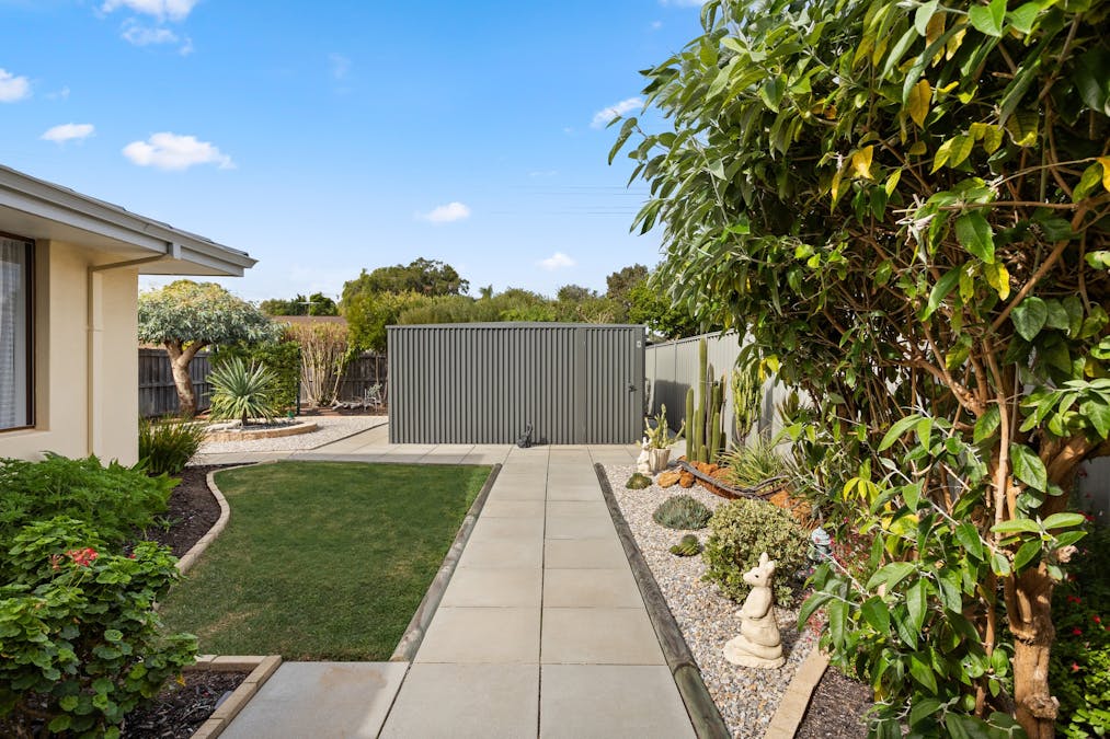 17 Mayne Way, Australind, WA, 6233 - Image 23