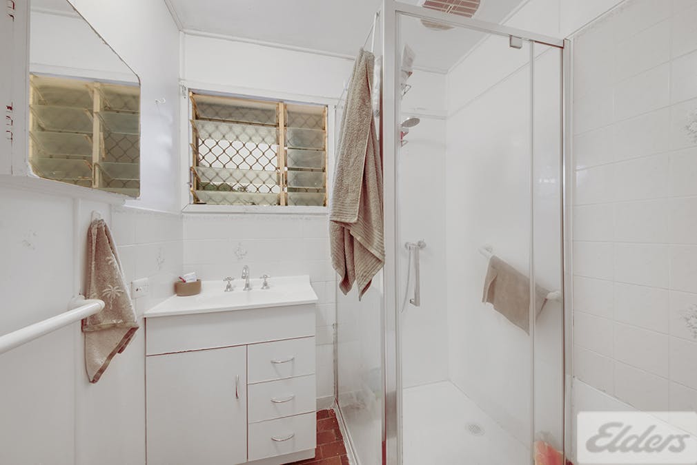 102 Barney Street, Barney Point, QLD, 4680 - Image 9