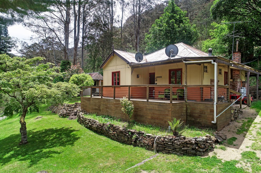 1 Scott Street, Woods Point, VIC, 3723 - Image 3