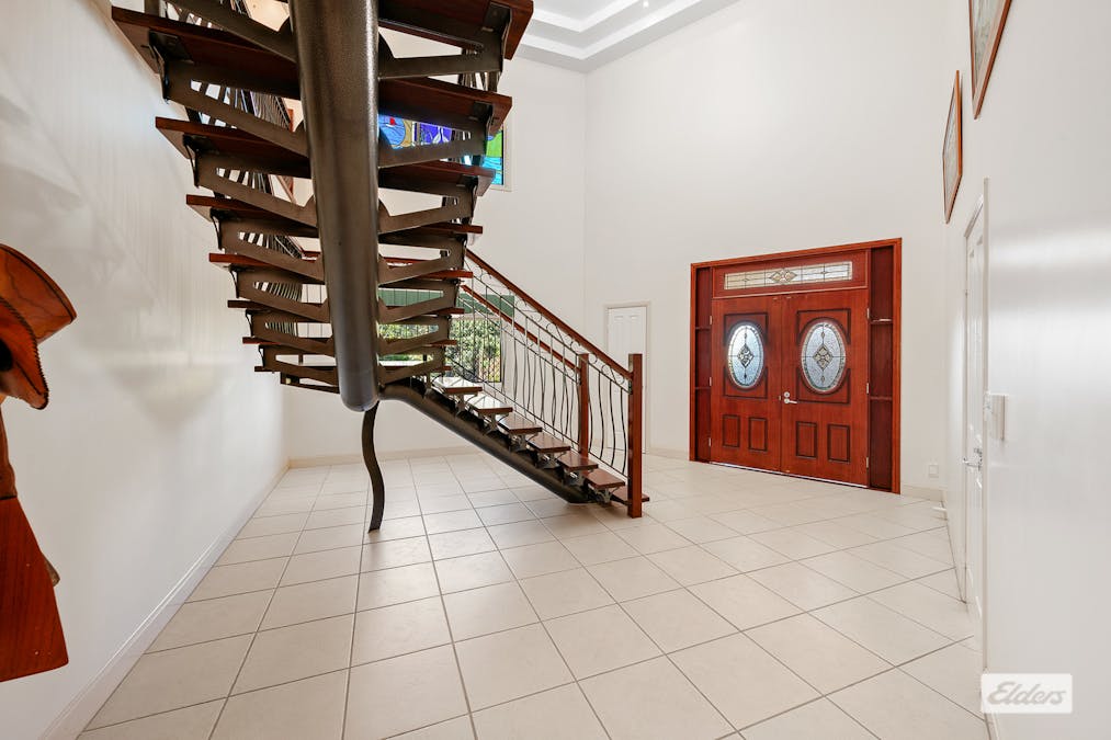 43 Wilson Street, New Auckland, QLD, 4680 - Image 3