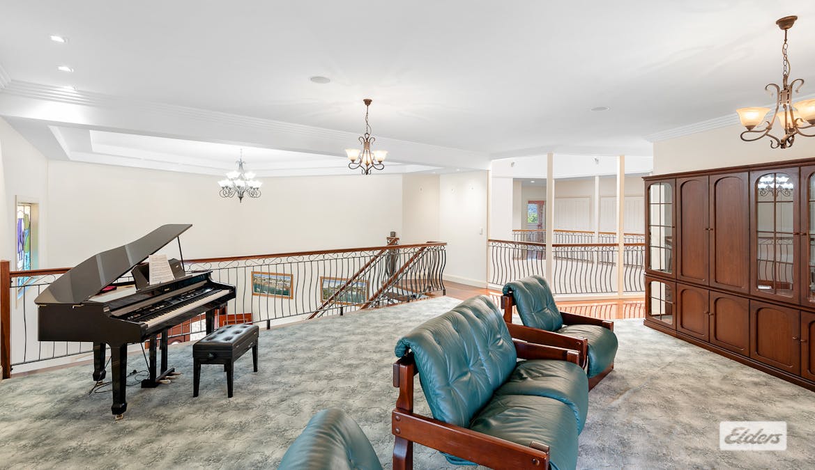 43 Wilson Street, New Auckland, QLD, 4680 - Image 5