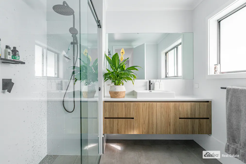 115 Rotary Avenue, Naracoorte, SA, 5271 - Image 12