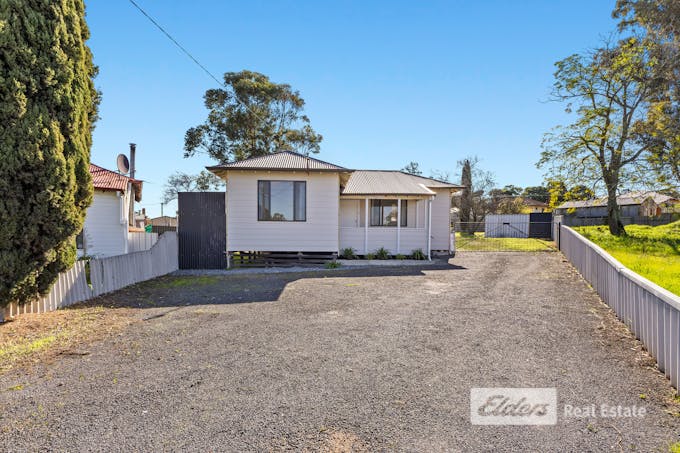 16 Fawdon Way, Collie, WA, 6225 - Image 1