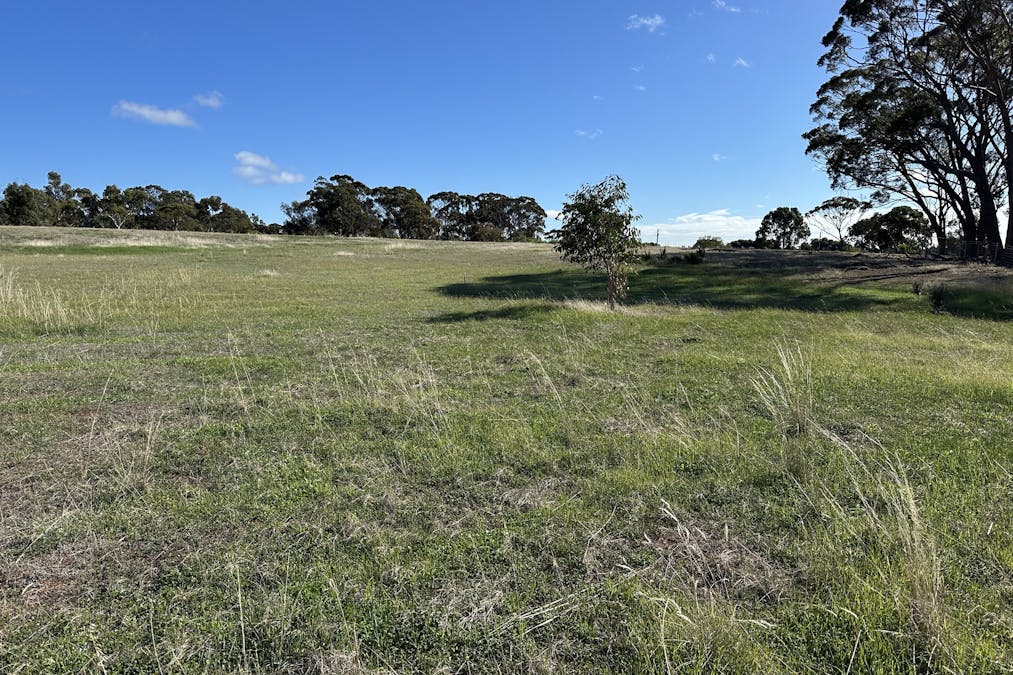 323/Robinson Road, Woodanilling, WA, 6316 - Image 1