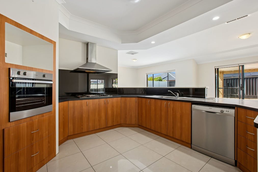 17 Brussels Circuit, Port Kennedy, WA, 6172 - Image 5